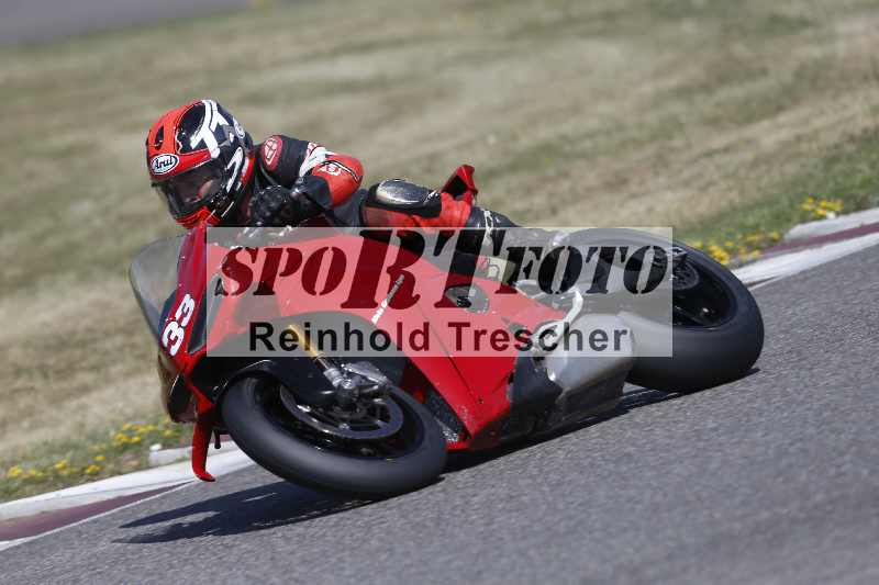 /21 17.06.2026  Ducati Schweiz Track Warmup ADR/Gruppe gelb/33